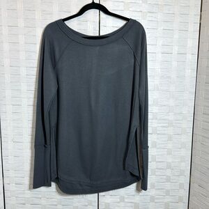 We The Free Gray Waffle Knit Long Sleeve Thumbhole Tunic Top Size Medium